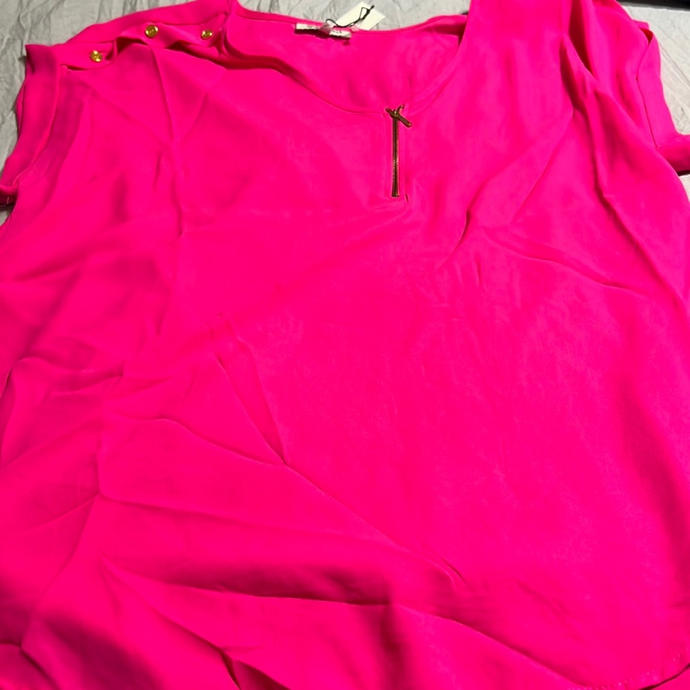 Women’s top size 2x